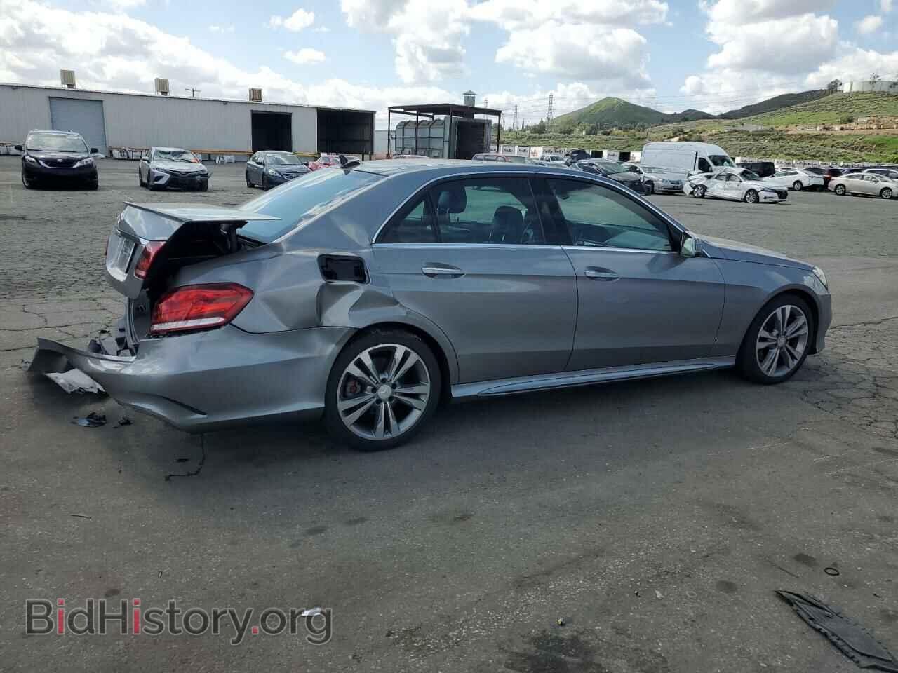2014 MERCEDES-BENZ E-CLASS - VIN: WDDHF5KB5EA842725 - Фото 3