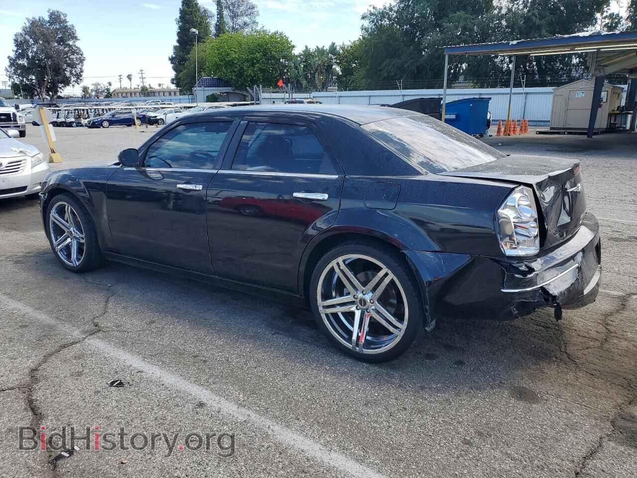 2010 CHRYSLER 300 - VIN: 2C3CA4CD0AH105607 - Фото 2