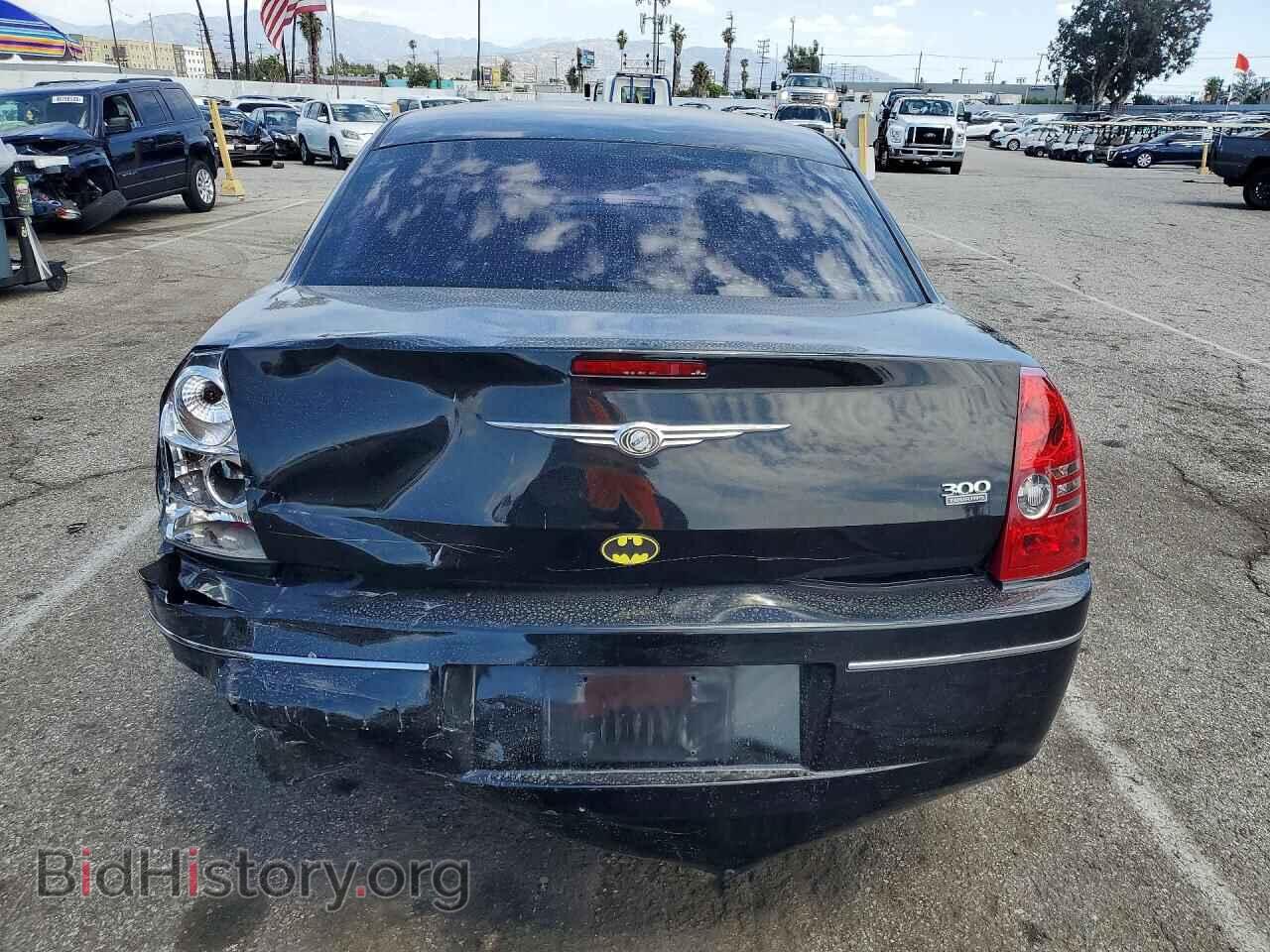 2010 CHRYSLER 300 - VIN: 2C3CA4CD0AH105607 - Фото 6