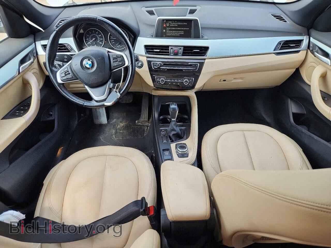 2017 BMW X1 - VIN: WBXHT3C34H5F70119 - Фото 8