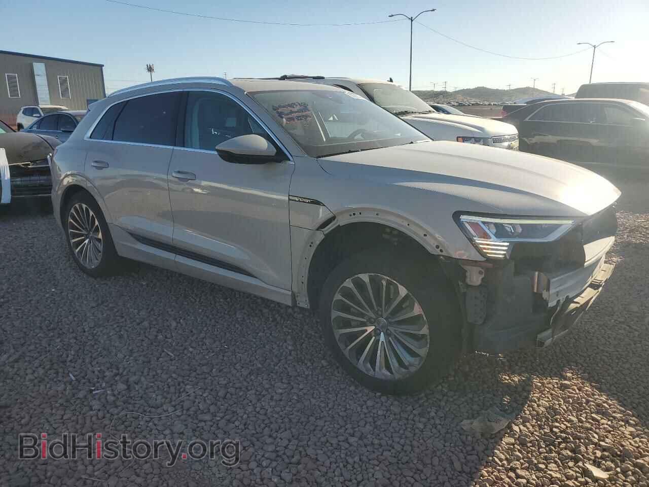 2019 AUDI E-TRON - VIN: WA1VAAGE4KB025026 - Фото 4