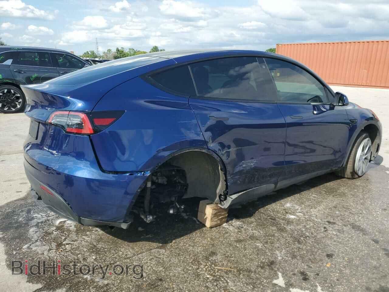 2022 TESLA MODEL Y - VIN: 7SAYGAEE2NF390507 - Photo 3