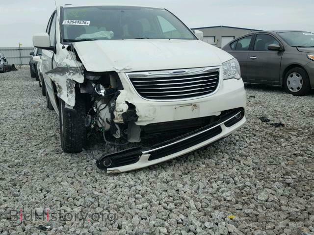 2013 CHRYSLER TOWN & COU - VIN: 2C4RC1BG4DR714787 - Photo 9