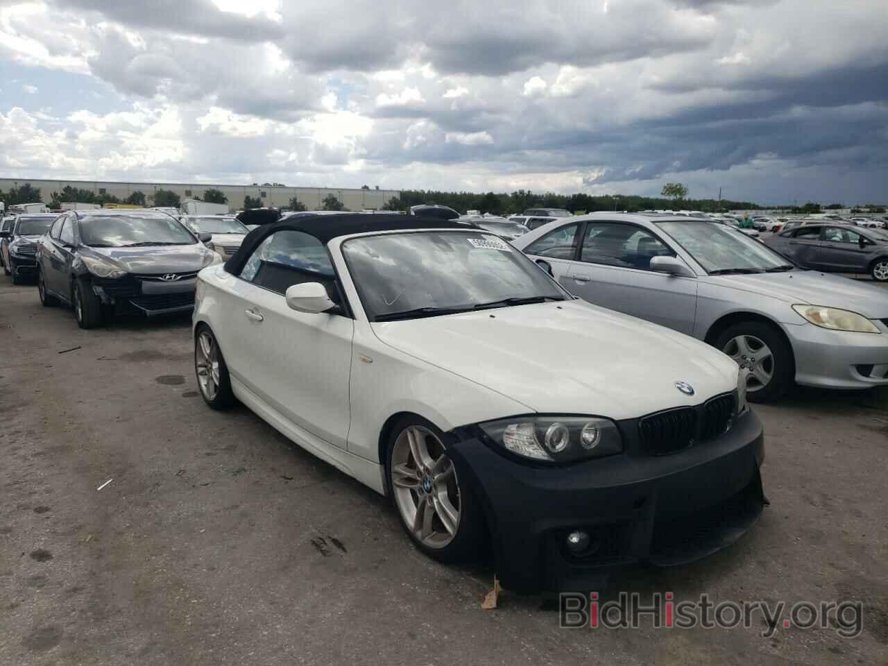 Photo WBAUN7C53BVM25217 - BMW 1 SERIES 2011