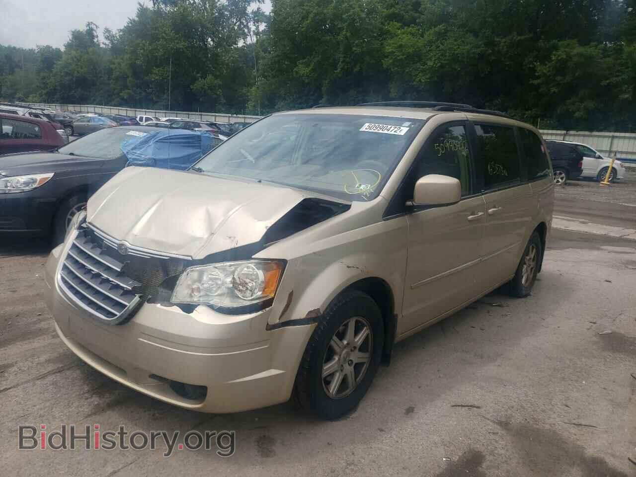 2010 CHRYSLER MINIVAN - VIN: 2A4RR5D18AR148430 - Photo 2