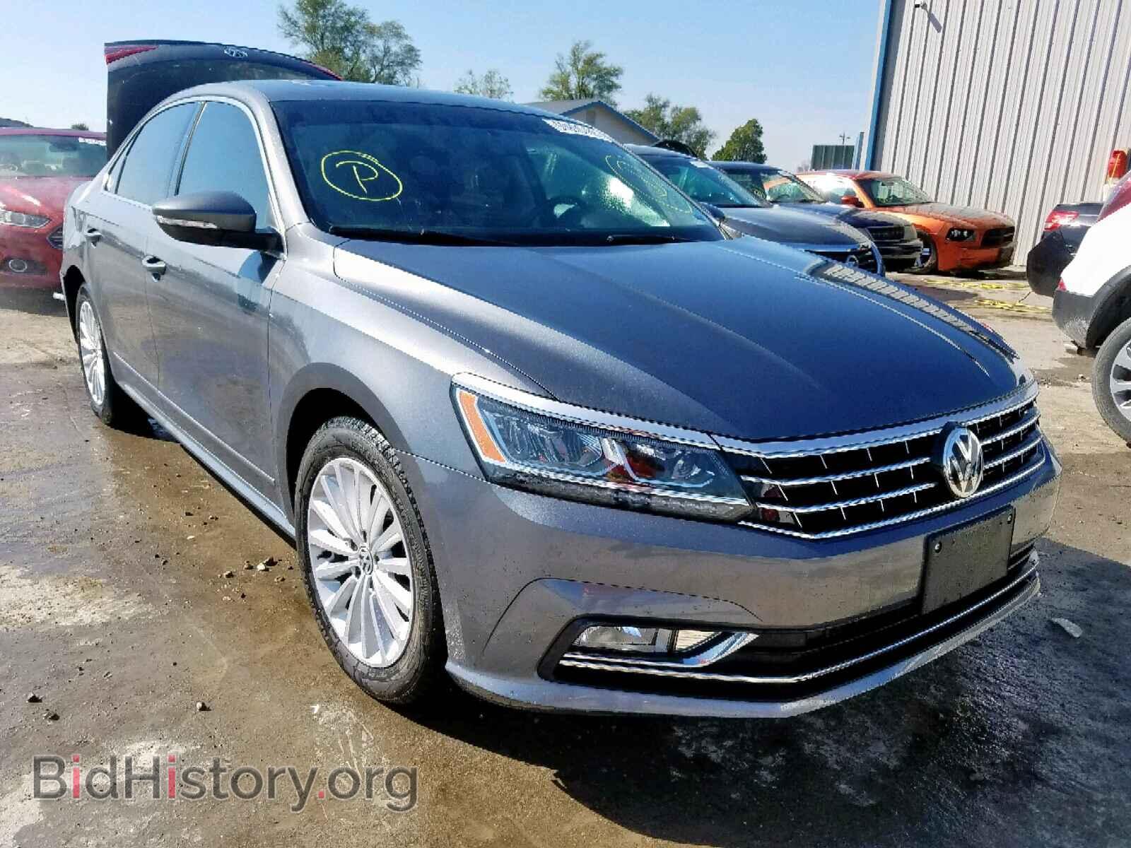 Photo 1VWBT7A34HC049713 - VOLKSWAGEN PASSAT 2017