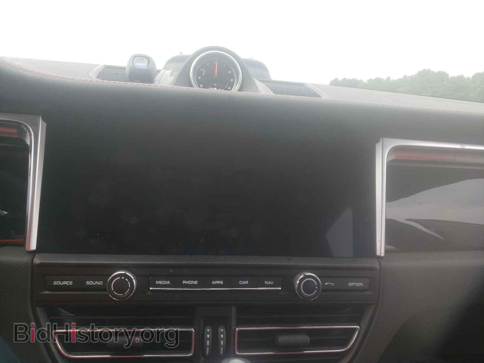 2020 PORSCHE MACAN - VIN: WP1AA2A55LLB07604 - Photo 9