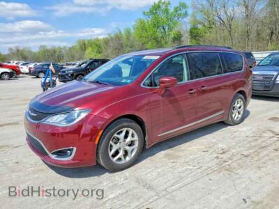 2017 Chrysler PACIFICA Touring L, красный — VIN 2C4RC1BG8HR794746, Copart