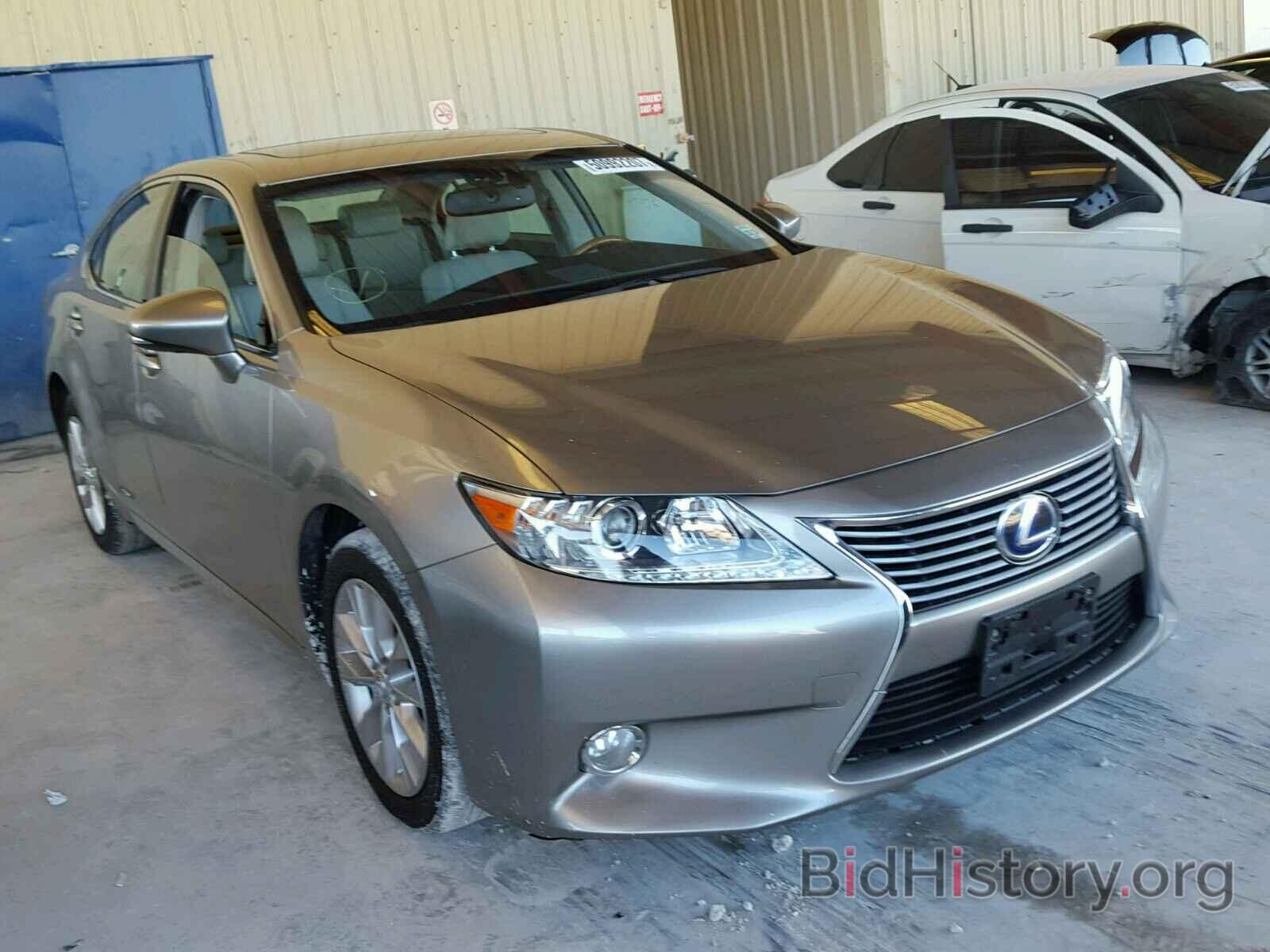 Photo JTHBW1GG0F2082047 - LEXUS ES300 2015