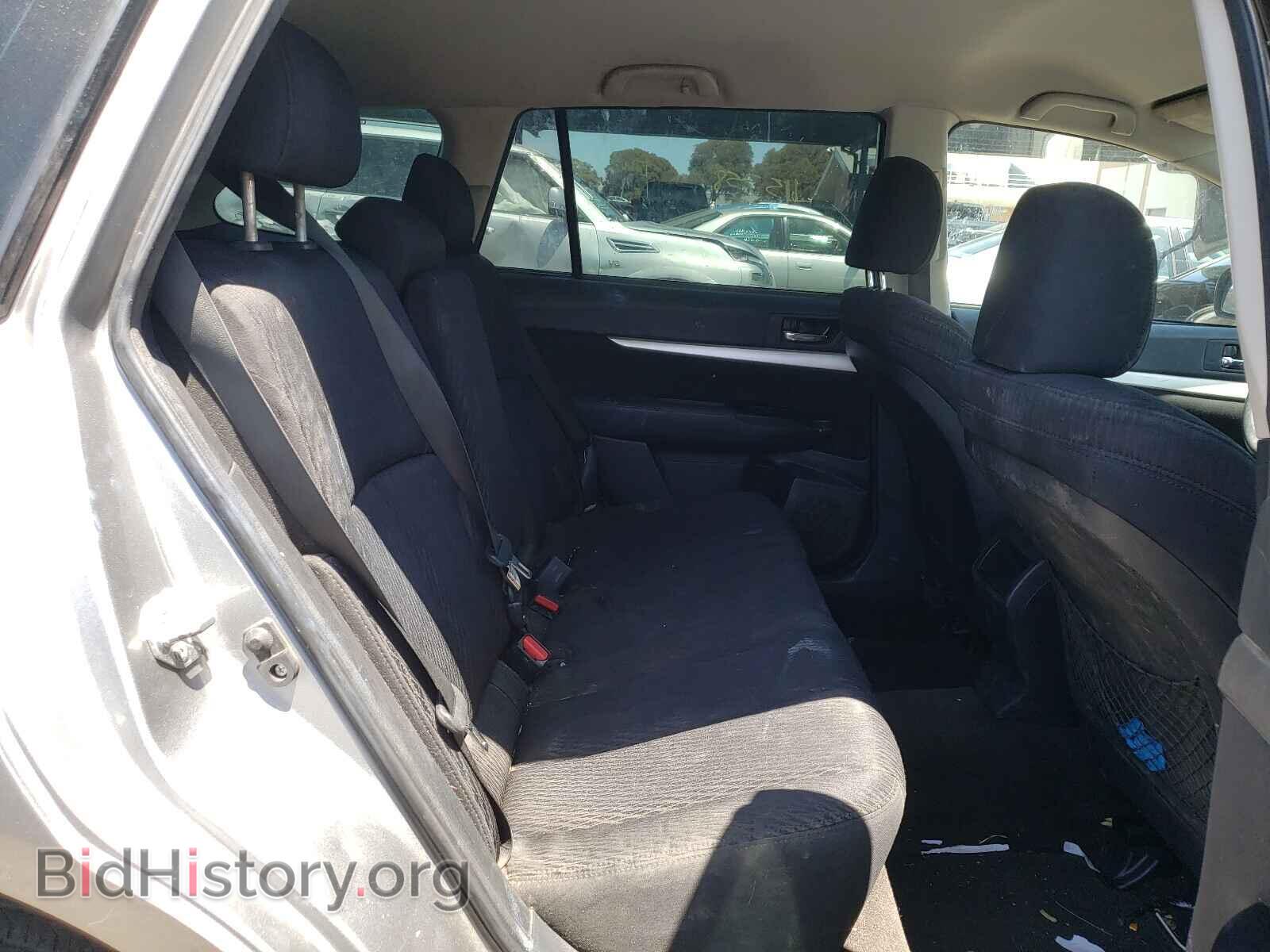 2011 SUBARU OUTBACK - VIN: 4S4BRBAC0B3438324 - Photo 6