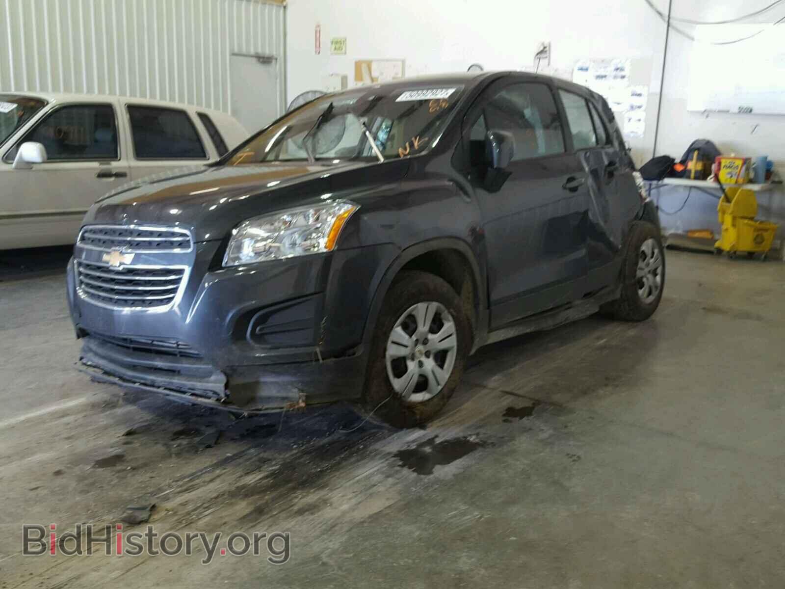 2016 CHEVROLET TRAX - VIN: 3GNCJKSB3GL240782 - Фото 2