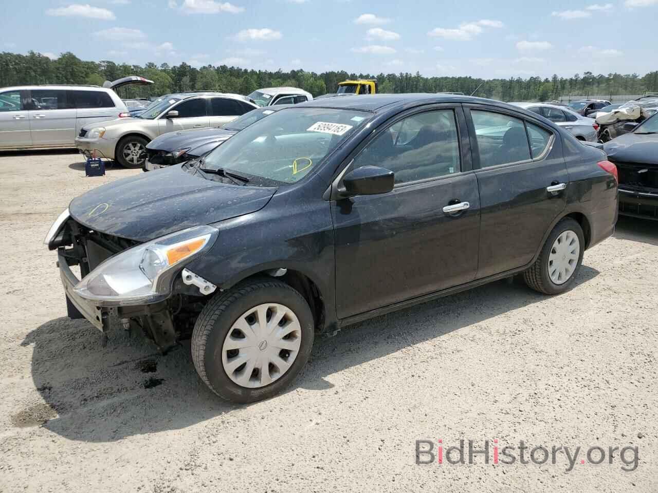 Photo 3N1CN7AP2KL875303 - NISSAN VERSA 2019