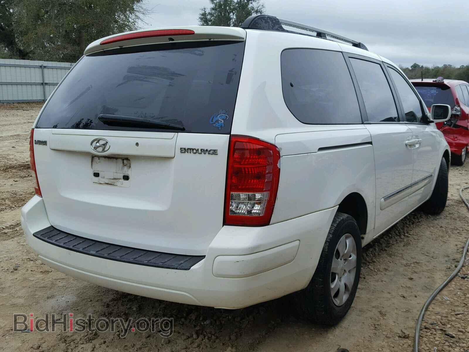 2007 HYUNDAI ENTOURAGE - VIN: KNDMC233076013946 - Фото 4