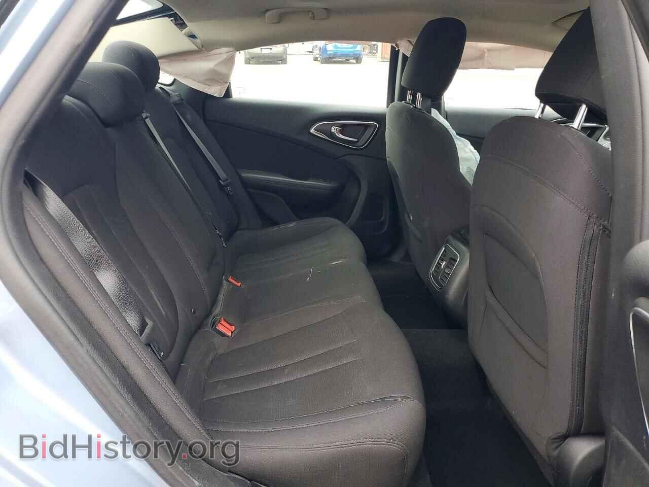 2015 CHRYSLER 200 - VIN: 1C3CCCAB0FN635029 - Фото 10