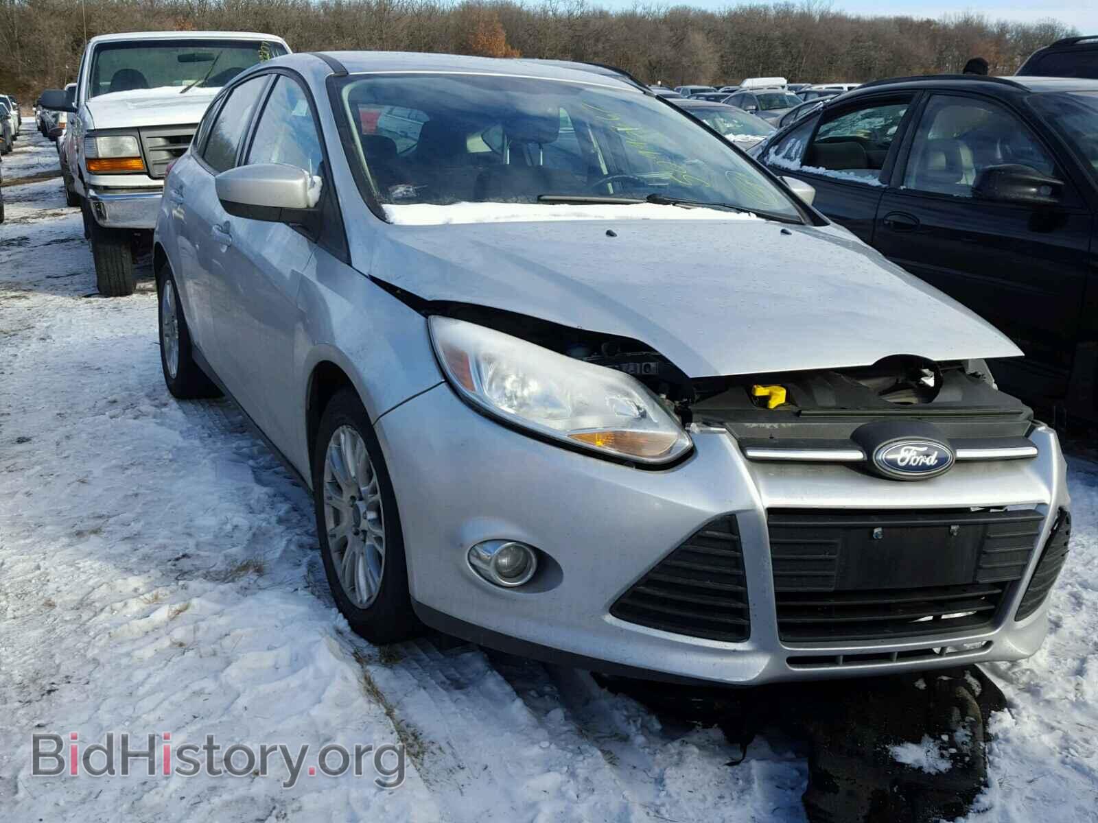 Photo 1FAHP3K2XCL136319 - FORD FOCUS 2012