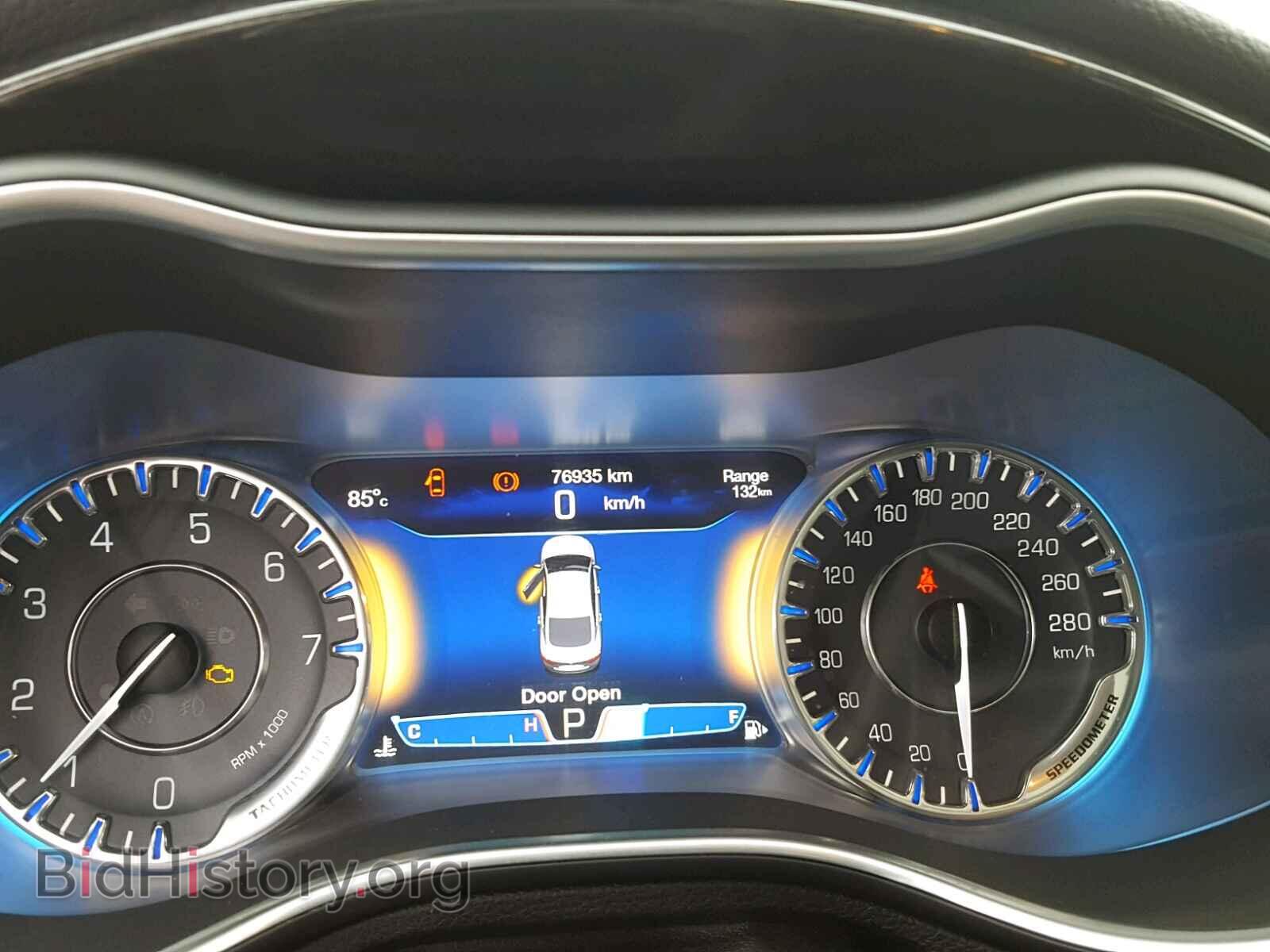 2015 CHRYSLER 200 - VIN: 1C3CCCCG7FN628152 - Photo 8