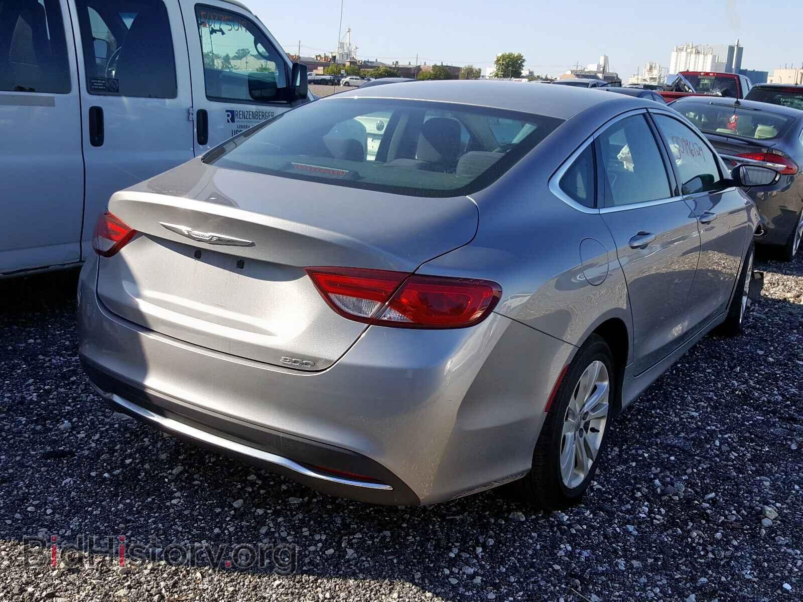 2015 CHRYSLER 200 - VIN: 1C3CCCABXFN557312 - Фото 4