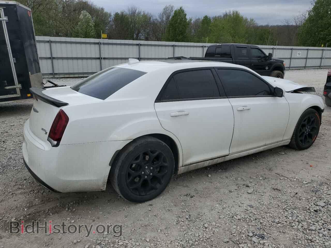 2017 CHRYSLER 300 - VIN: 2C3CCAGG2HH648089 - Фото 3