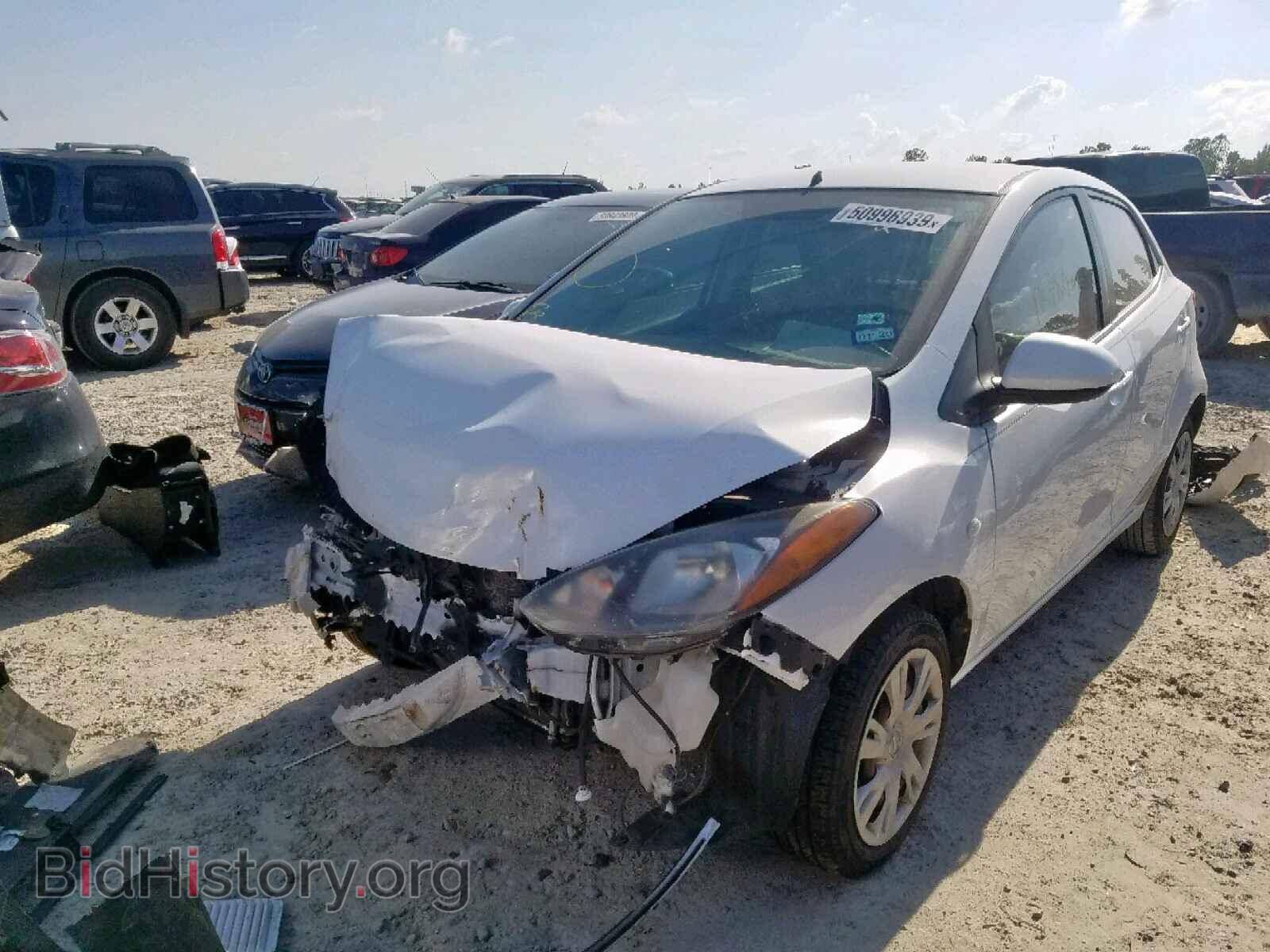 2011 MAZDA 2 - VIN: JM1DE1HY3B0104911 - Фото 2