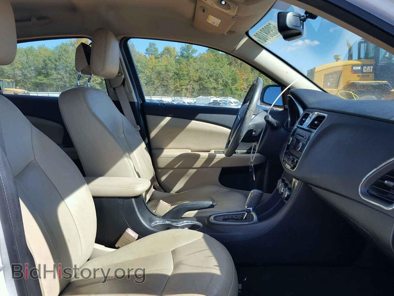 2013 CHRYSLER 200 - VIN: 1C3CCBCGXDN728592 - Фото 5