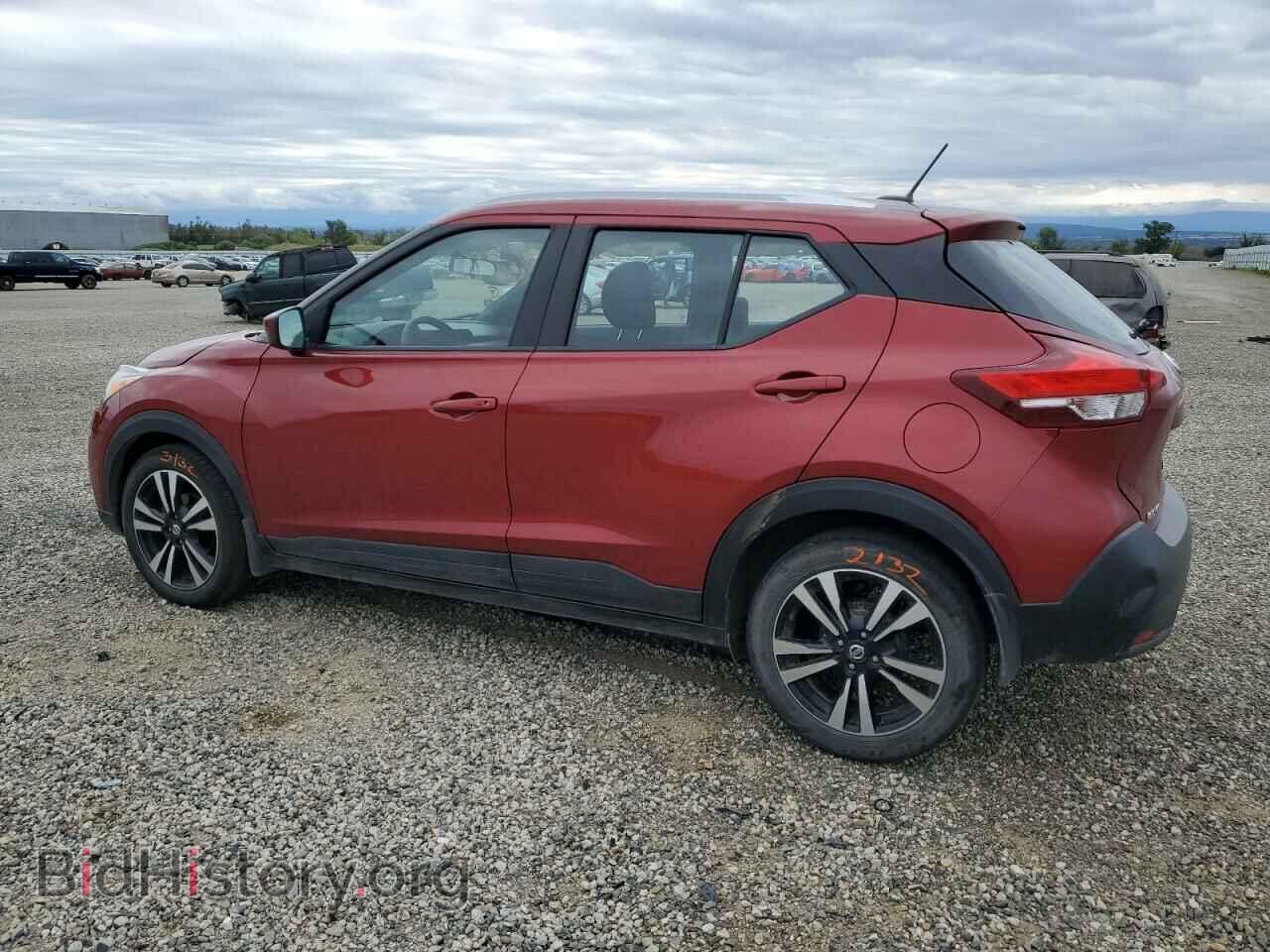 2019 NISSAN KICKS - VIN: 3N1CP5CU3KL515667 - Фото 2