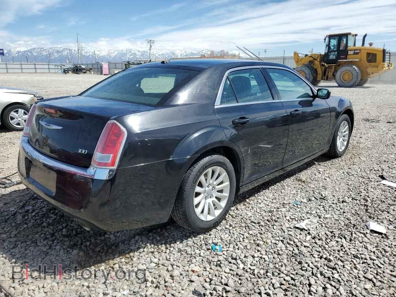 2013 CHRYSLER 300 - VIN: 2C3CCAAG1DH608895 - Фото 3