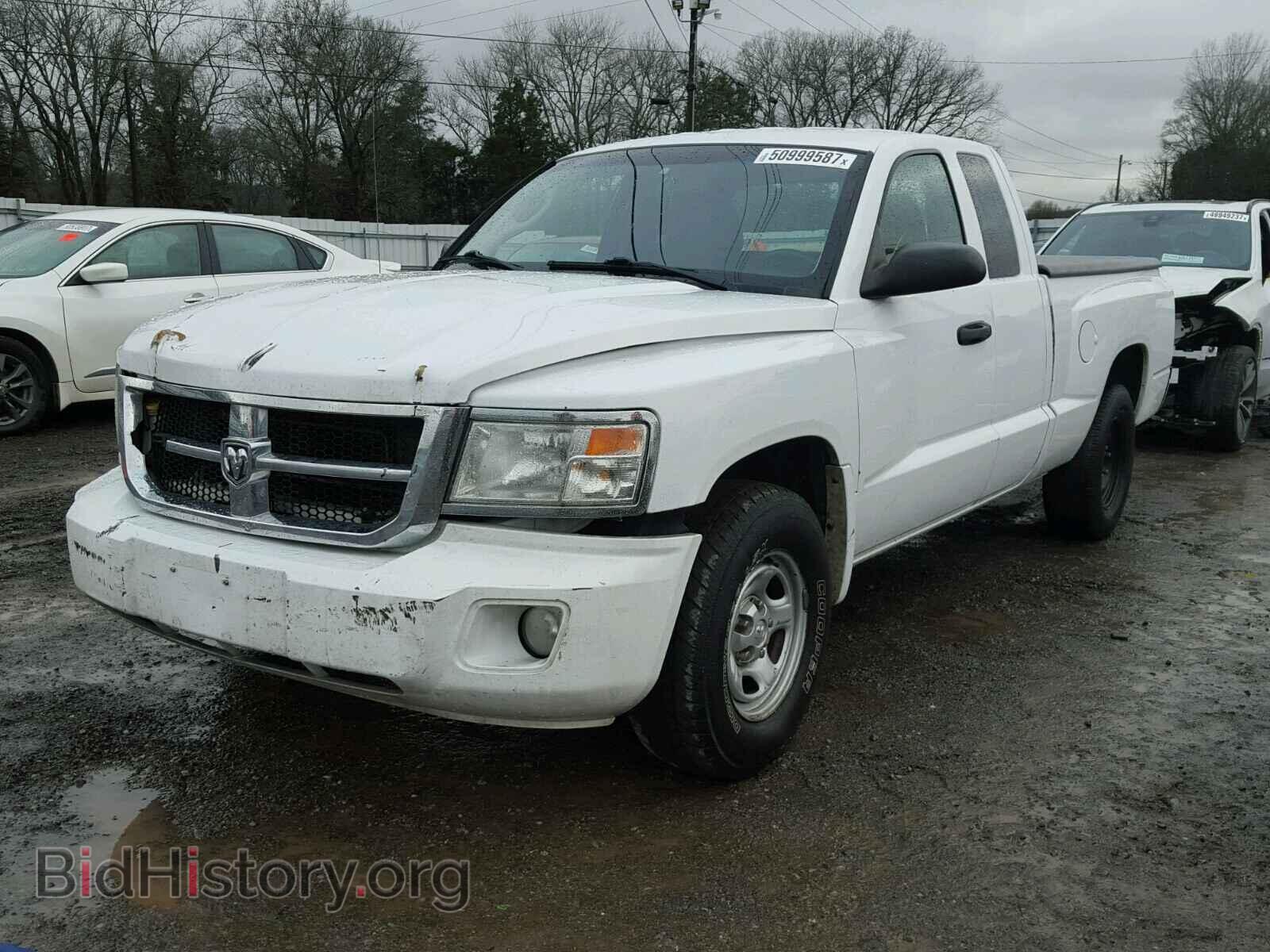 2011 DODGE DAKOTA - VIN: 1D7RE2BK0BS609332 - Фото 2