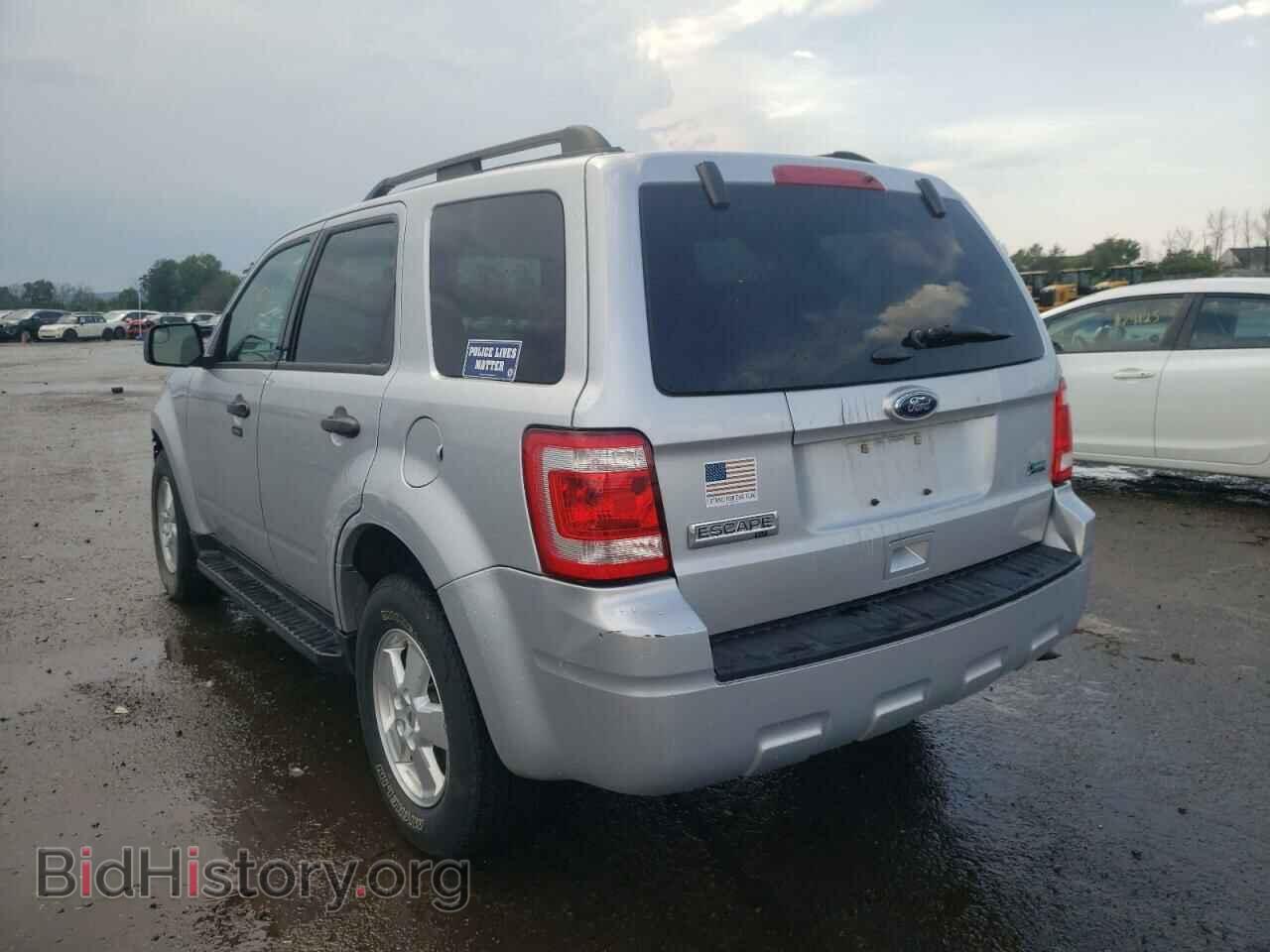 2011 FORD ESCAPE - VIN: 1FMCU9DG9BKC64673 - Фото 3