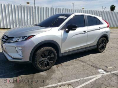 2018 Mitsubishi ECLIPSE LE, silver — VIN JA4AT4AA4JZ047825, Copart