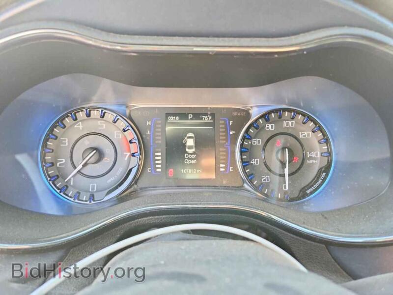 2015 Chrysler 200 (VIN 1C3CCCBB8FN708873) — фото 9 из 12
