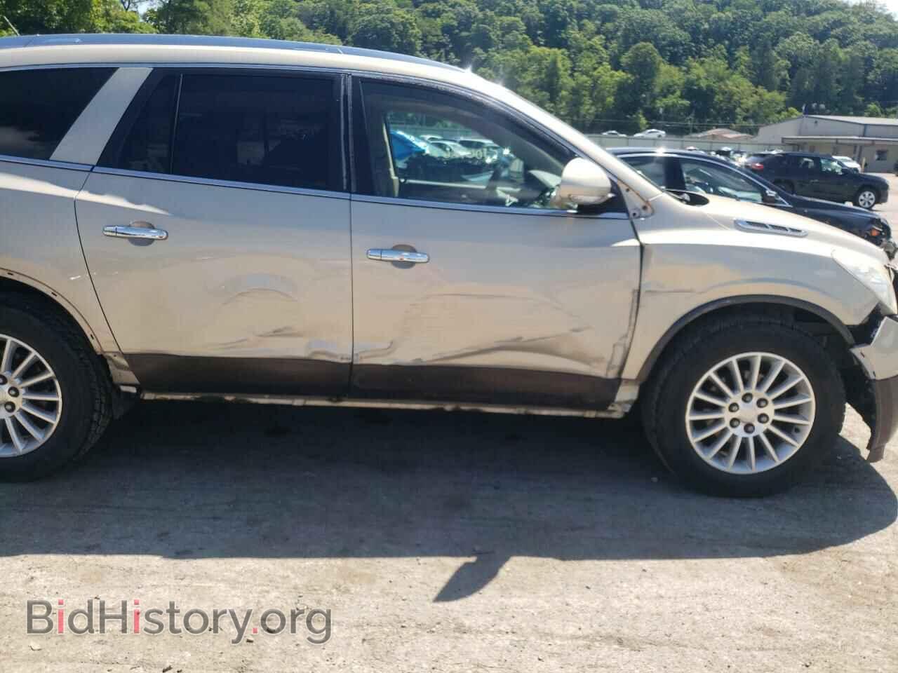 2011 BUICK ENCLAVE - VIN: 5GAKRBED2BJ303589 - Фото 9