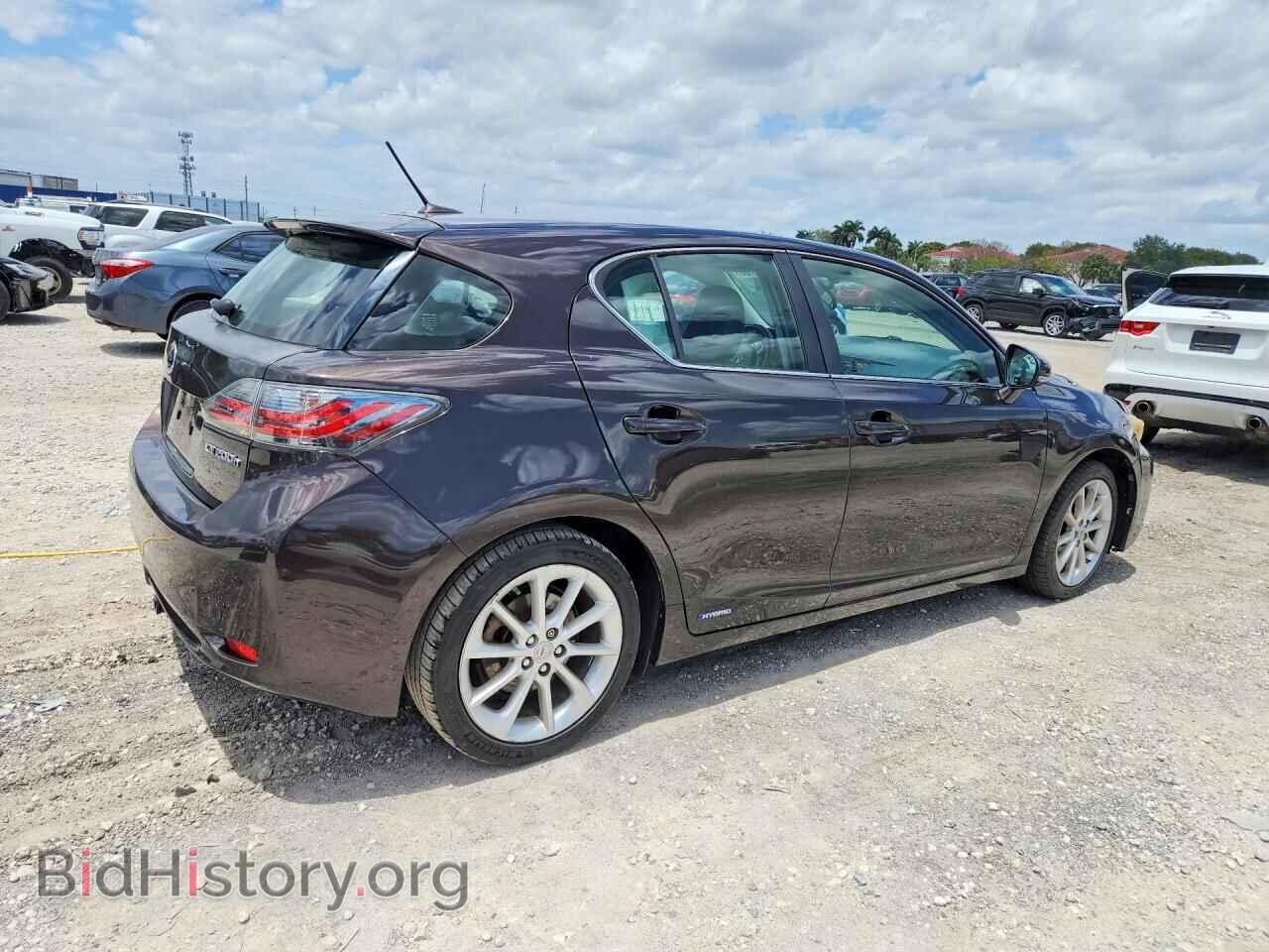 2011 LEXUS CT 200 - VIN: JTHKD5BH3B2014865 - Photo 3