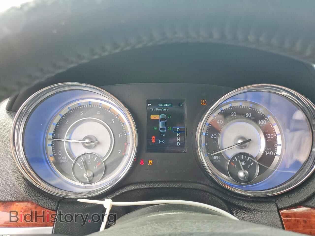 2014 CHRYSLER 300 - VIN: 2C3CCAAG9EH372837 - Фото 9