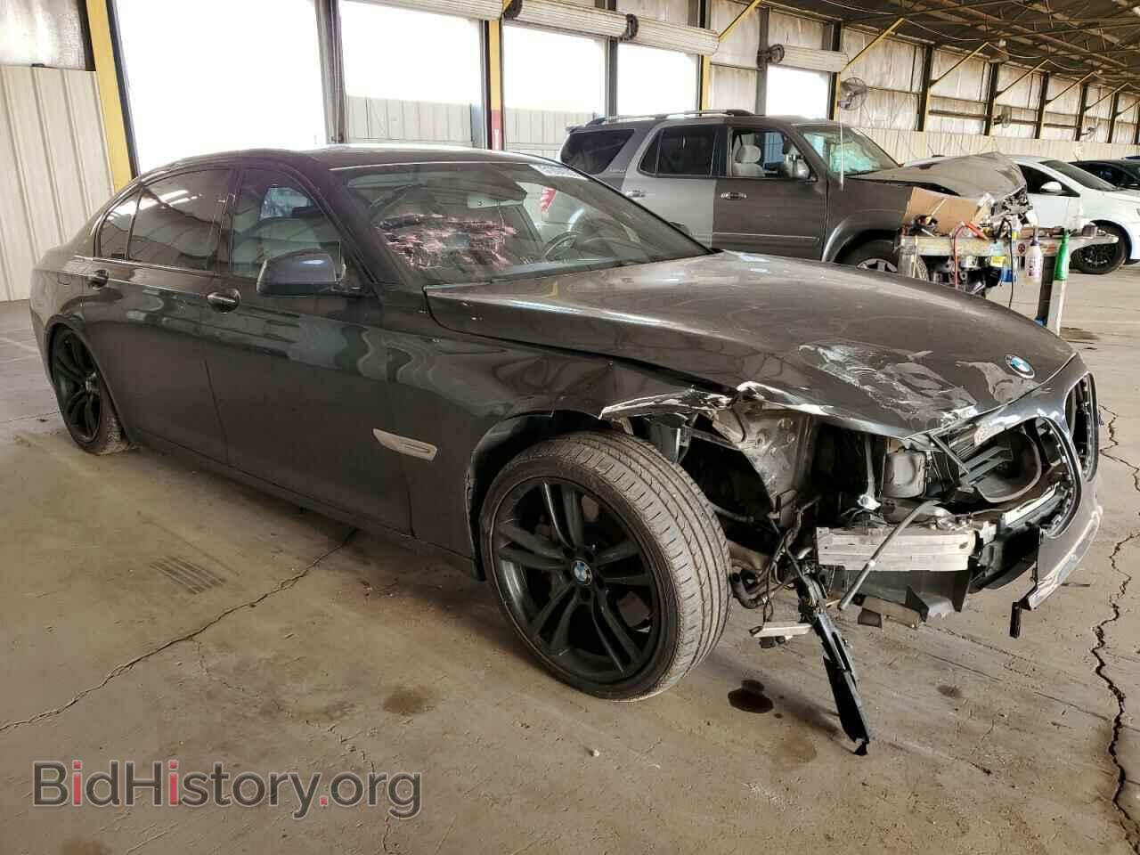 2011 BMW 7 SERIES - VIN: WBAKB8C58BC852166 - Фото 4