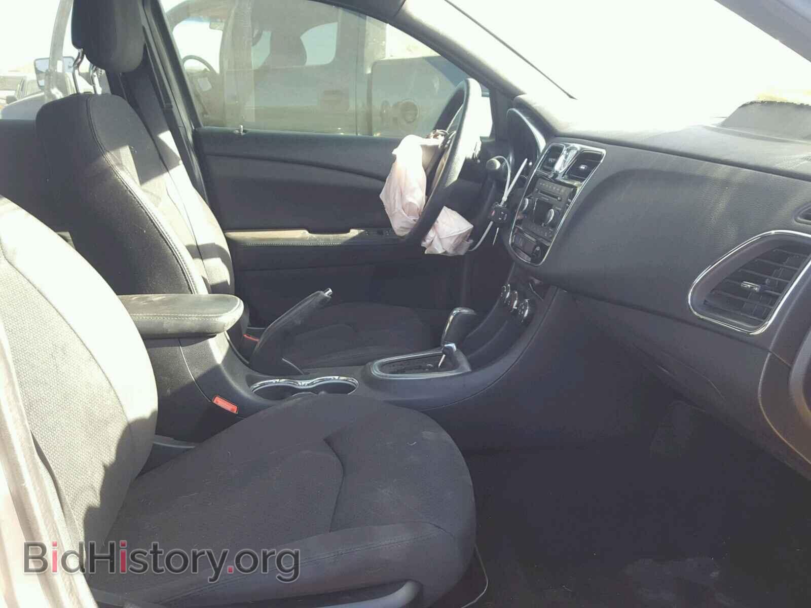 2014 CHRYSLER 200 - VIN: 1C3CCBAB4EN210552 - Photo 5