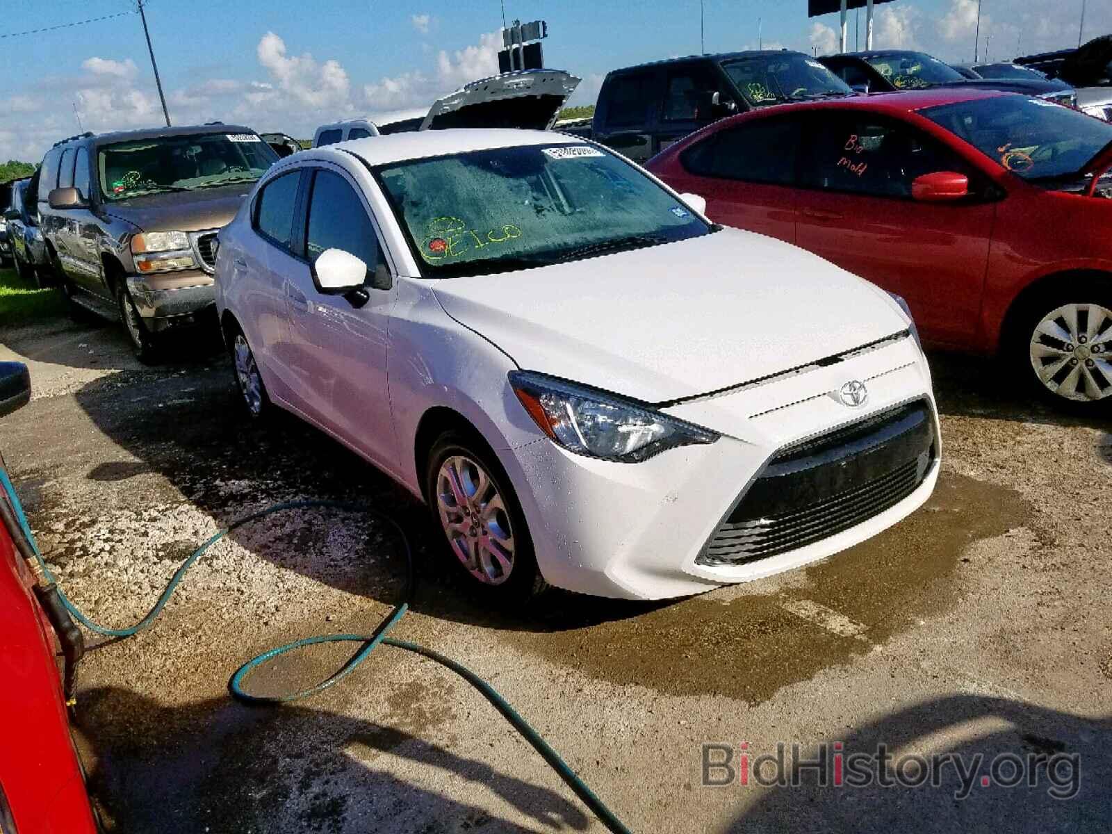 Photo 3MYDLBYV5HY161242 - TOYOTA YARIS 2017