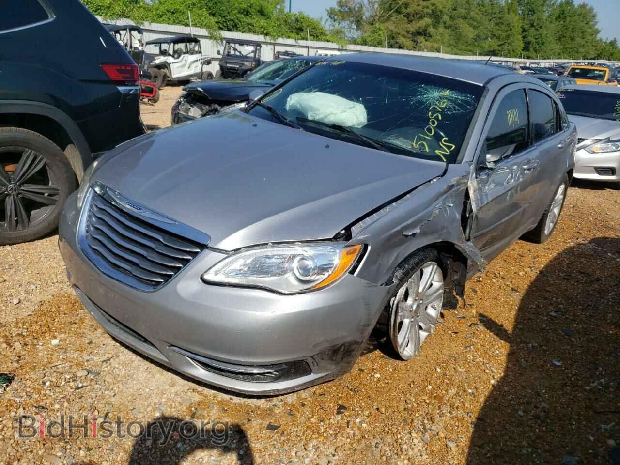 2013 CHRYSLER 200 - VIN: 1C3CCBBB0DN655920 - Фото 2