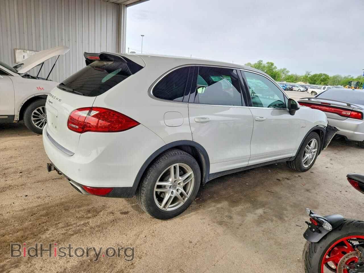2013 PORSCHE CAYENNE - VIN: WP1AF2A24DLA39580 - Photo 3