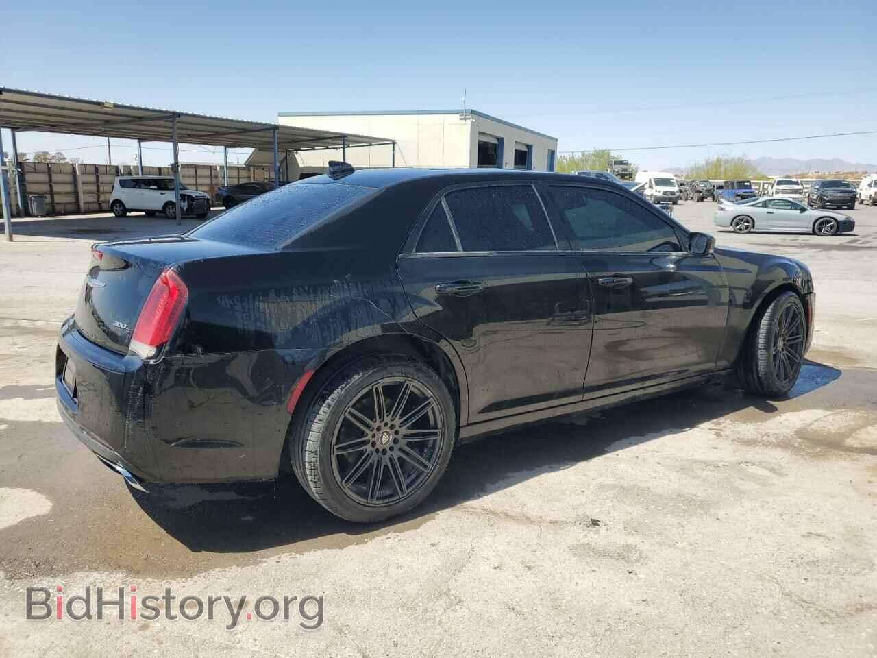 2016 CHRYSLER 300 - VIN: 2C3CCAGG4GH349380 - Фото 3