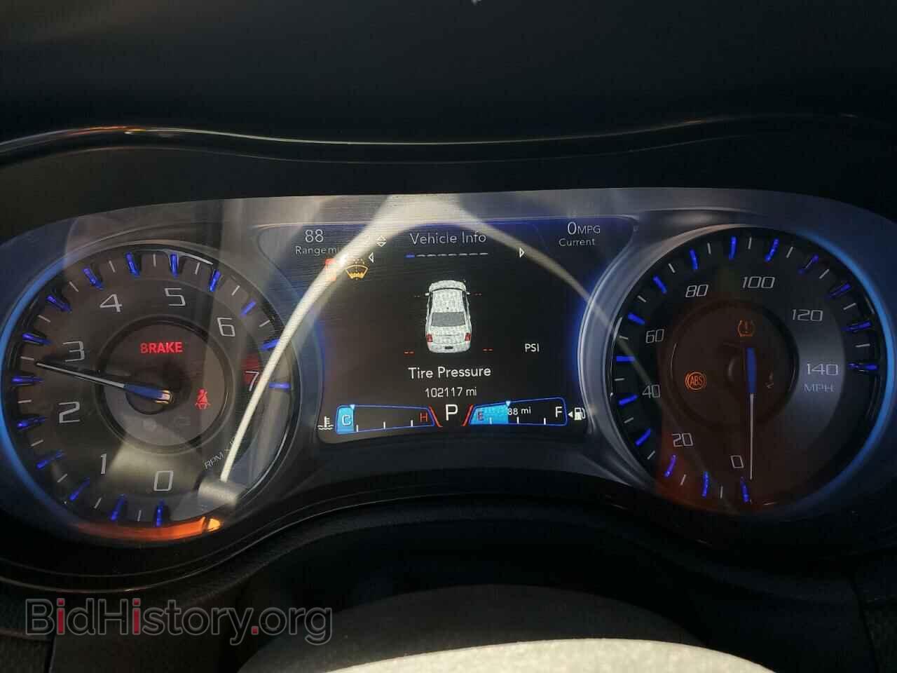2016 CHRYSLER 300 - VIN: 2C3CCAGG4GH349380 - Фото 9