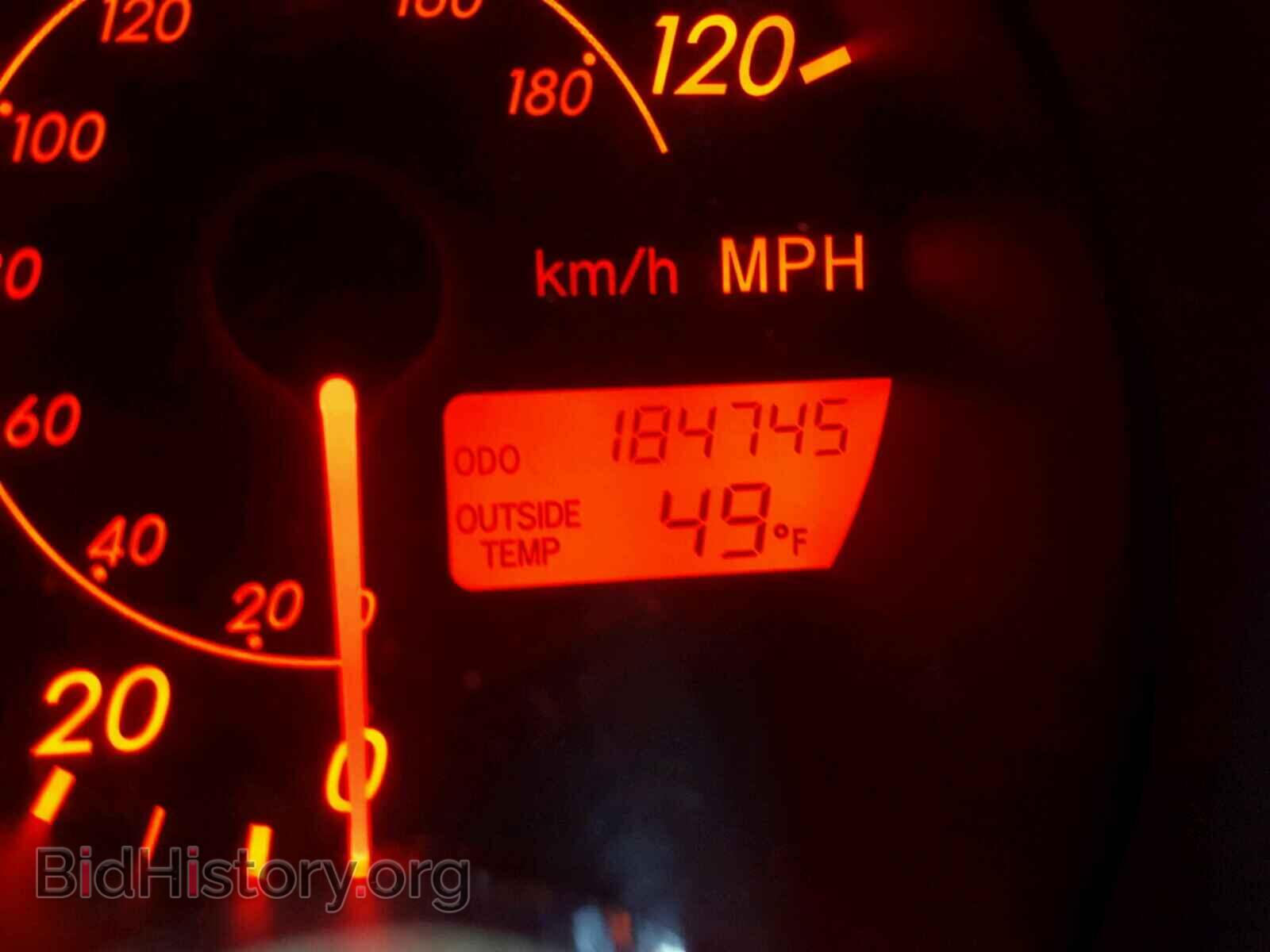 2003 TOYOTA COROLLA - VIN: 2T1KR32E93C086668 - Фото 8