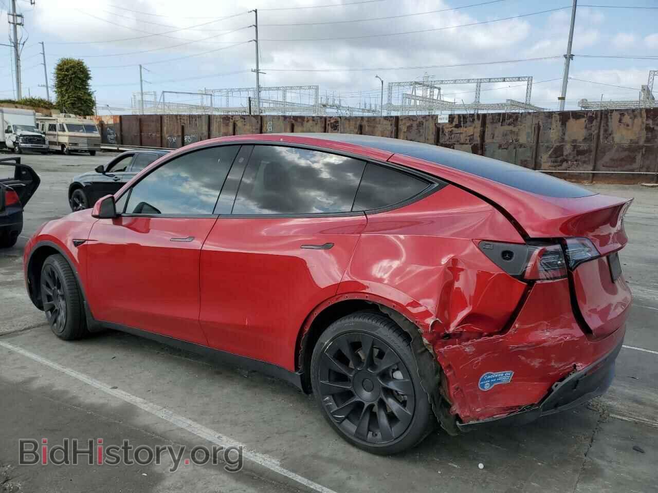 2021 TESLA MODEL Y - VIN: 5YJYGDEEXMF217816 - Photo 2