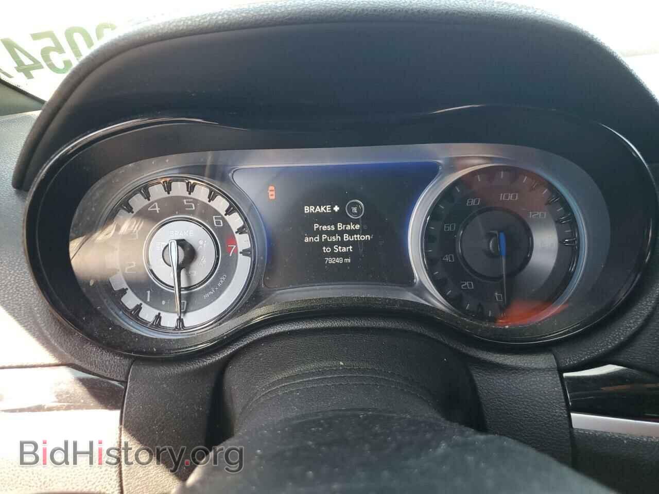 2019 CHRYSLER 300 - VIN: 2C3CCAGG1KH542921 - Фото 9