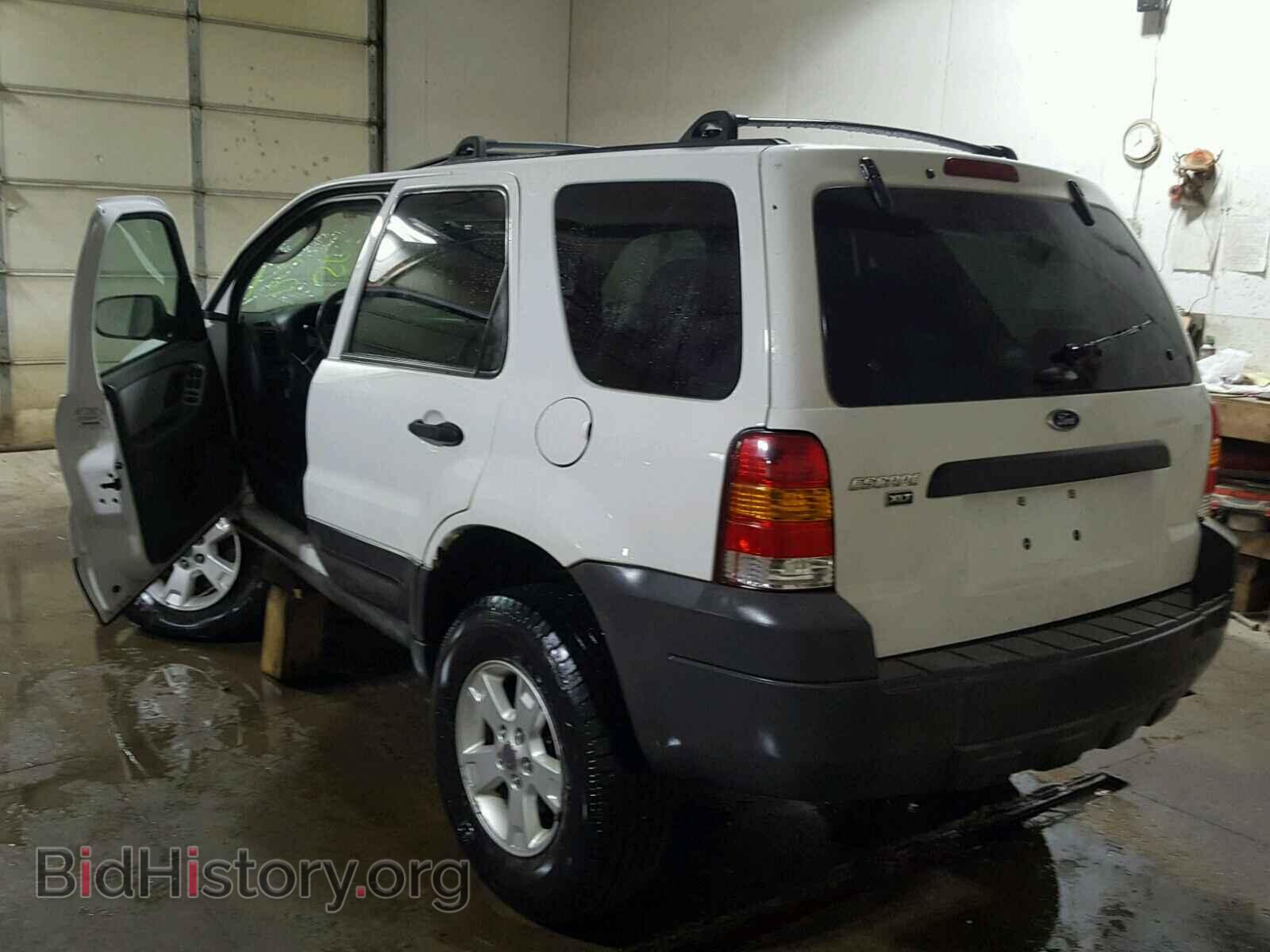 2005 FORD ESCAPE - VIN: 1FMYU93195DA08965 - Фото 3