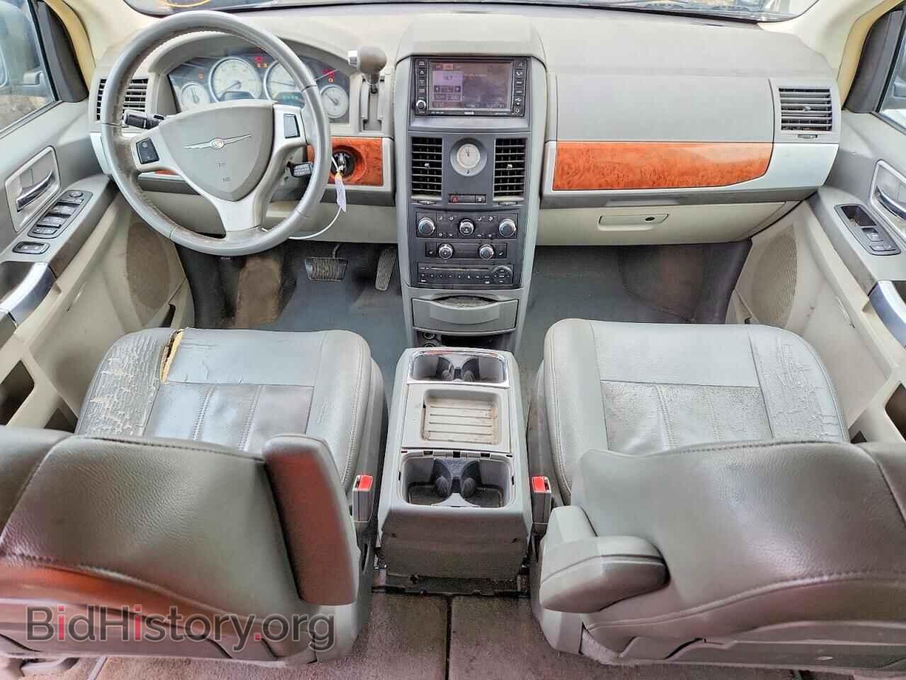 2008 CHRYSLER MINIVAN - VIN: 2A8HR54P48R702071 - Фото 8