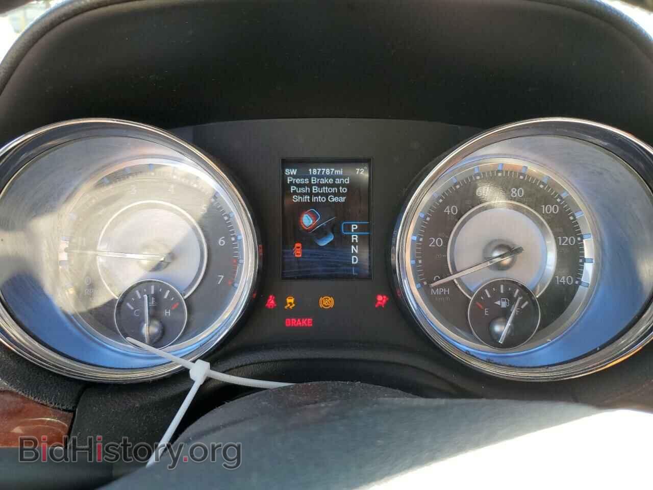 2012 CHRYSLER 300 - VIN: 2C3CCACG5CH309034 - Фото 9