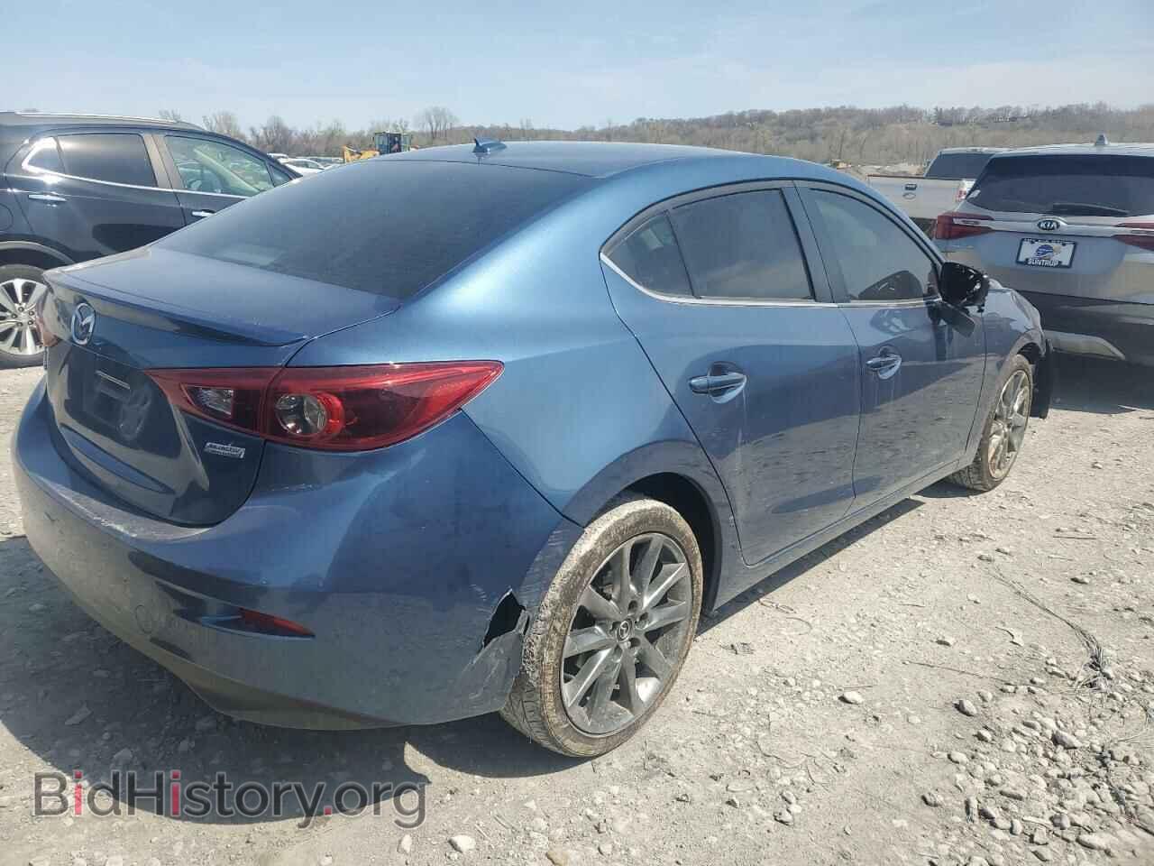 2018 MAZDA 3 - VIN: 3MZBN1W39JM194105 - Фото 3