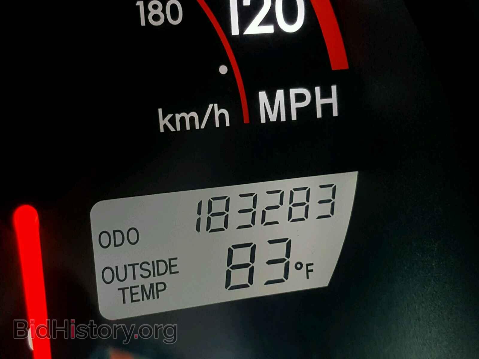2007 TOYOTA COROLLA - VIN: 2T1KR32E47C660227 - Фото 2