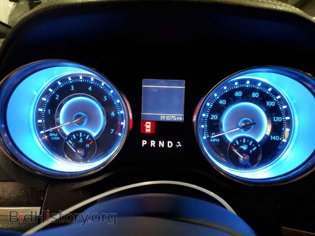 2011 CHRYSLER 300 - VIN: 2C3CA4CG4BH518187 - Фото 9