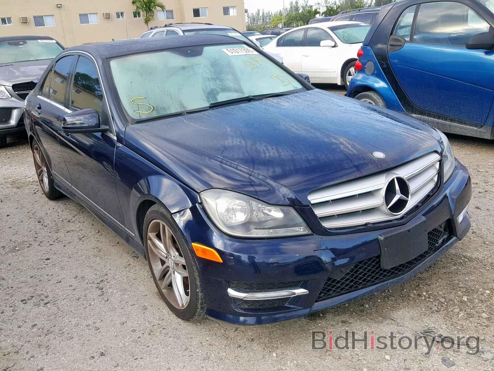 Photo WDDGF4HBXDA731499 - MERCEDES-BENZ C 250 2013